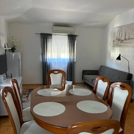 Mendula Kastela